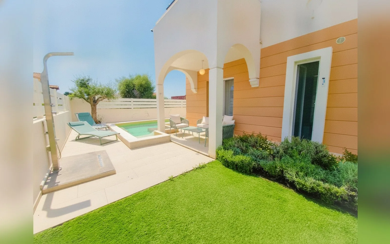 Calypso Luxury Pool&Spa, 