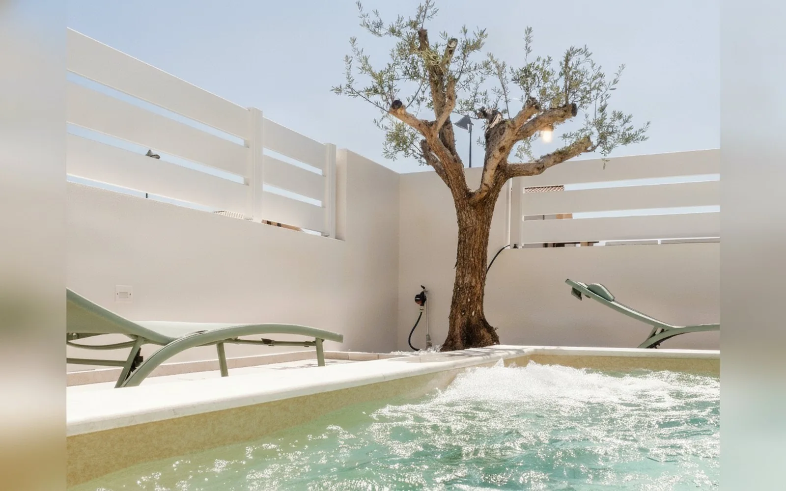 Calypso Luxury Pool&Spa, 