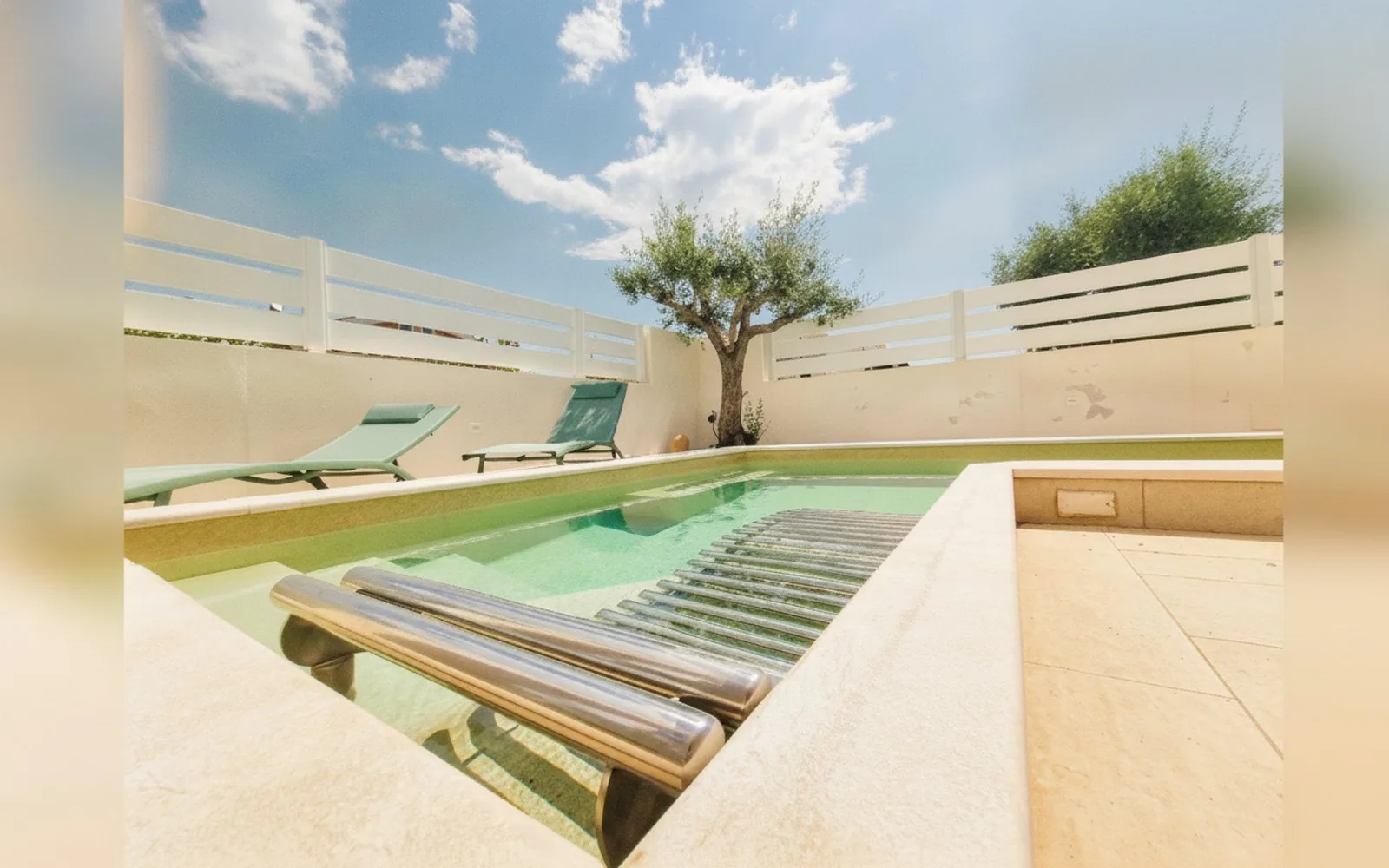 Calypso Luxury Pool&Spa, 